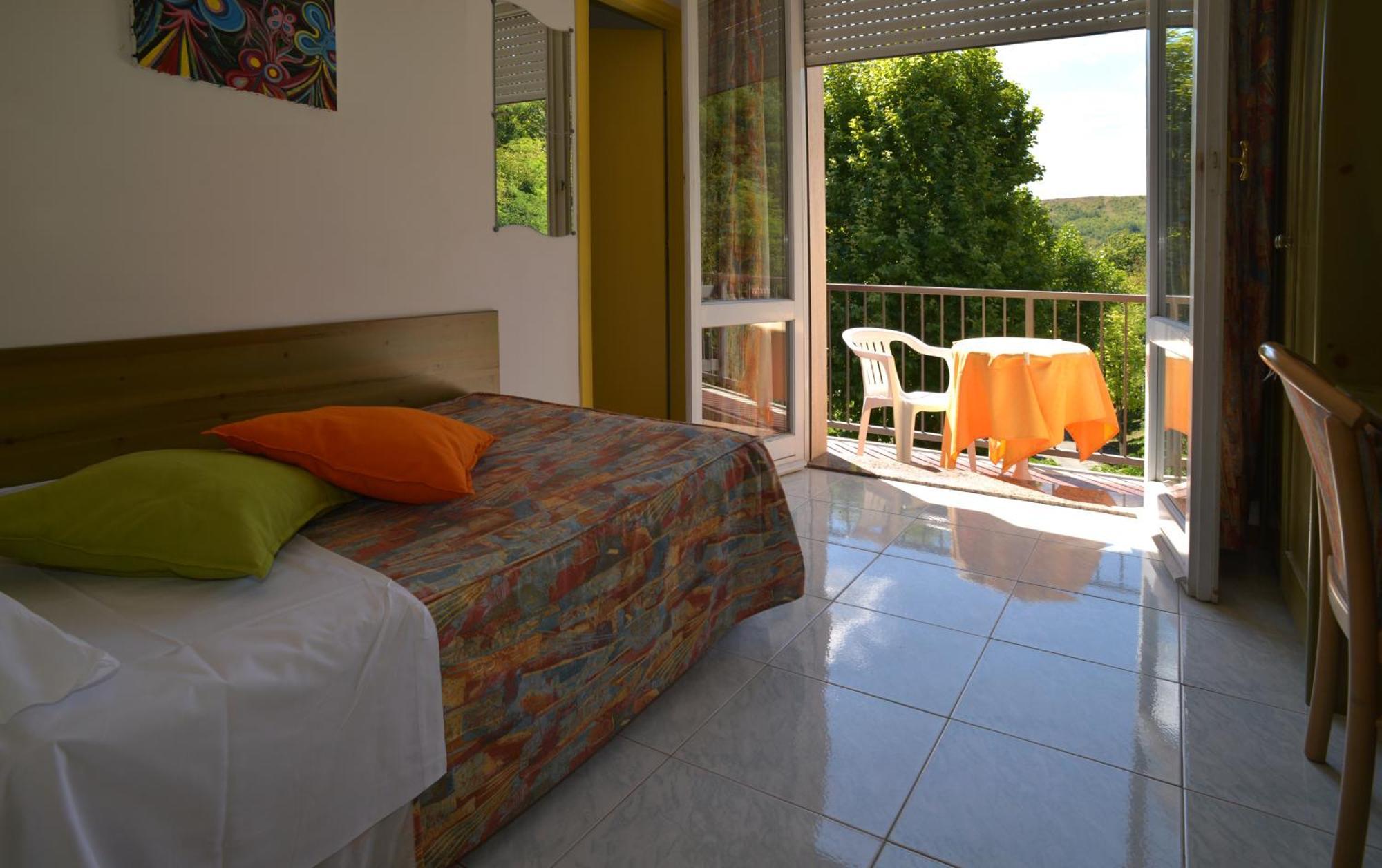 Hotel Salus Sant'Andrea Bagni Экстерьер фото