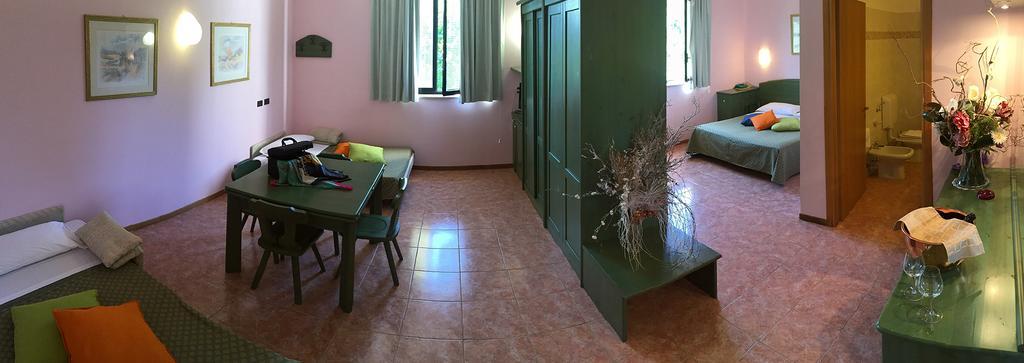 Hotel Salus Sant'Andrea Bagni Экстерьер фото